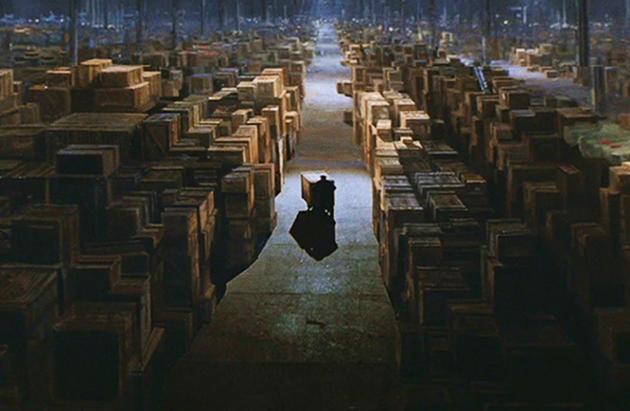 Raiders of the Lost Ark - warehouse scene